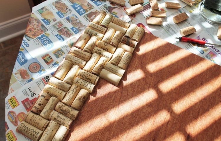 nápady na zadnú stenu kuchyne, dizajn korku, lepenie drevených dosiek