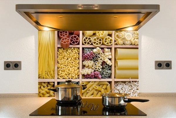 Kuchynské rezance z akrylového skla na zadnej stene Kuchynské rezance z akrylového skla na zadnej stene