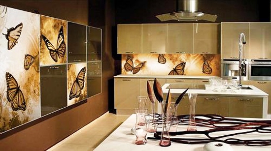 Kuchynské motýle z akrylového skla na zadnej stene Kuchynské motýle z akrylového skla na zadnej stene