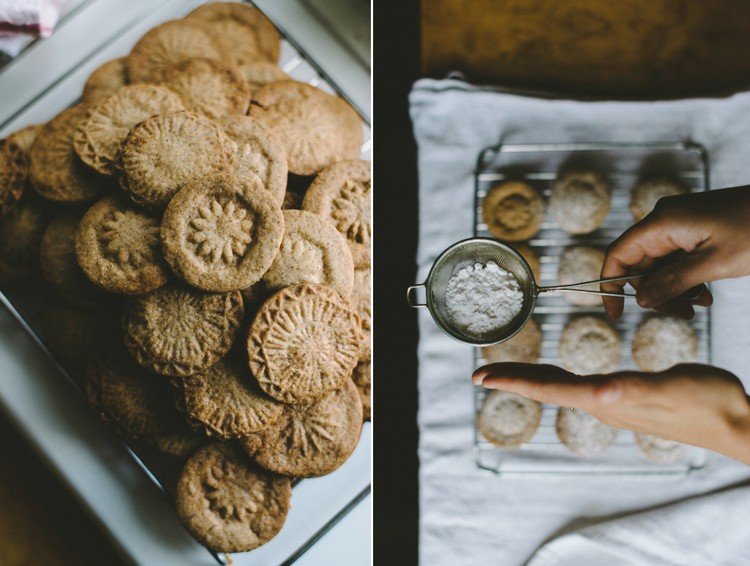 sušienky-zdobenie-pečiatkovanie-krištáľové sklo-poleva-cukrová dekorácia