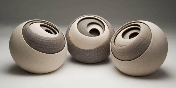 hnedé béžové prevedenie keramických nádob