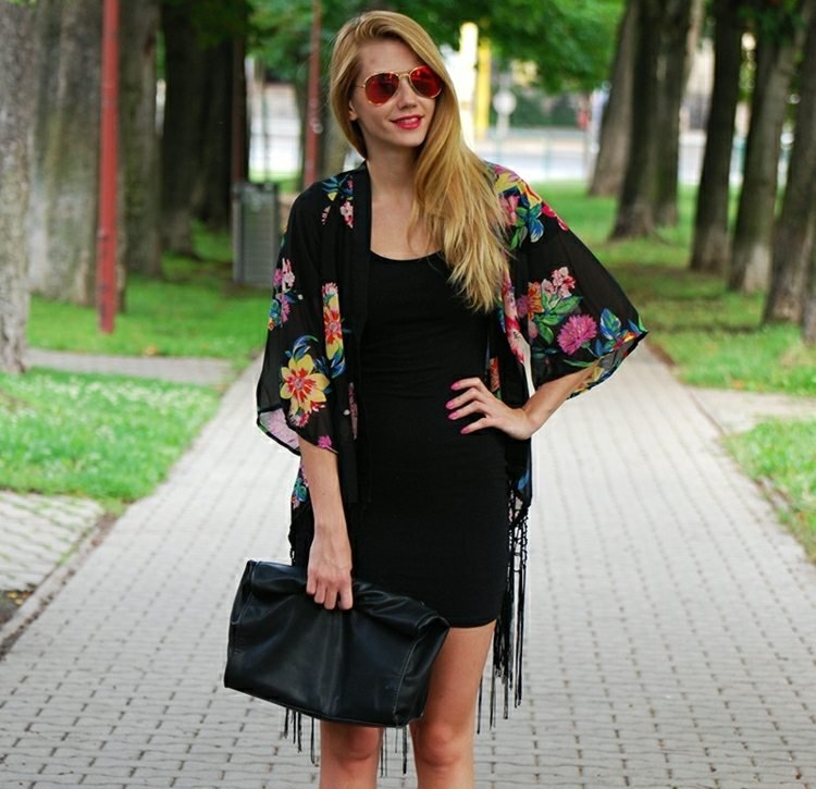 Na večeru si oblečte kimono - elegantný vzhľad Kimono-šitie-nápady-večerné šaty-bohaté kvety