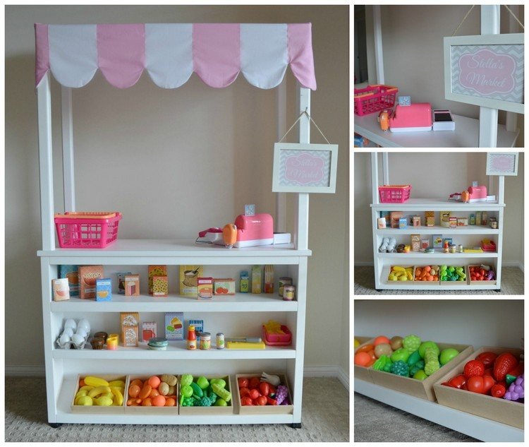 Deti sa zaoberajú nápadmi na obchod s potravinami predávajúci zeleninu a ovocie z poličky v detskej izbe