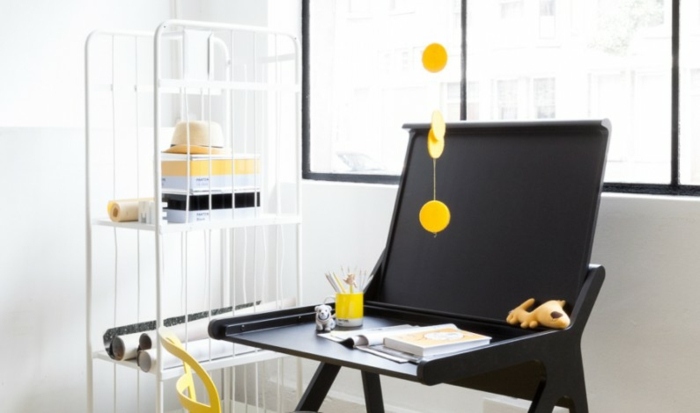 detský stôl, dizajnový kryt, čierny model kancelárie