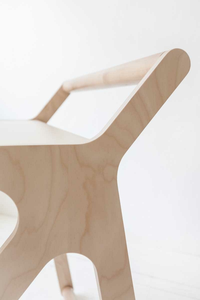 stôl so vzorom dreva efektívny svetlý dizajn k stôl