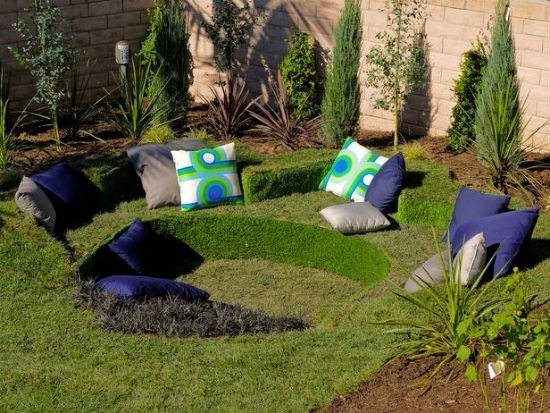 Vonkajšie ihrisko-posedenie pre deti