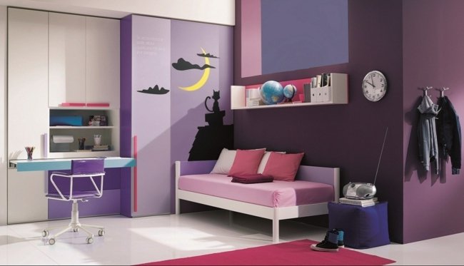 Nálepka na stenu mačka, dizajn, fialová, modrá, béžová