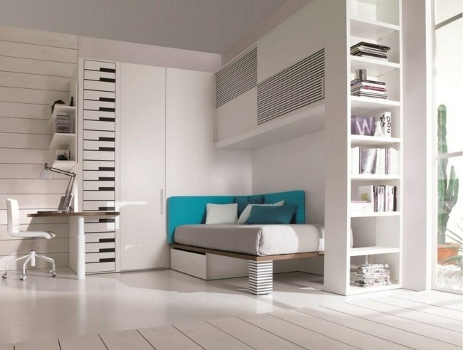 Rohová skriňa s dizajnom detskej postieľky