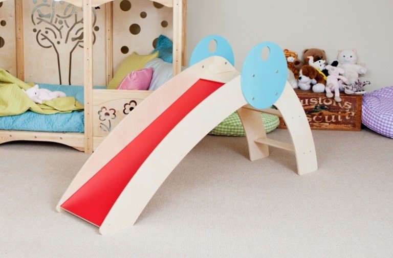 Zostavenie-postieľky-detskej izbičky-nápady na sklíčko