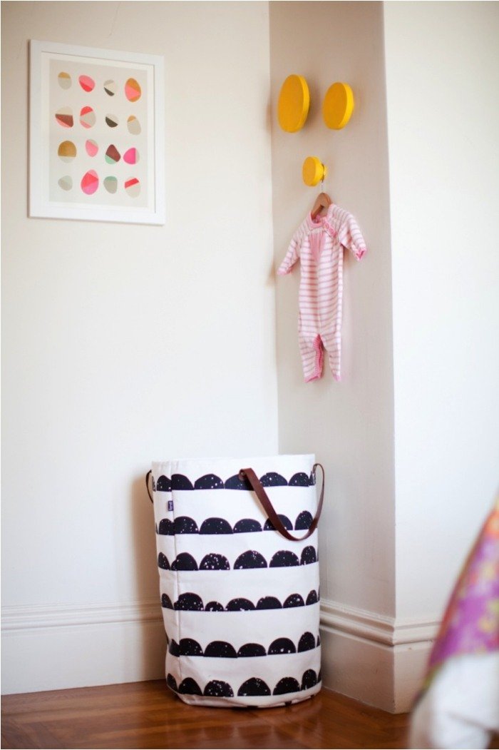 detská skriňa-detská izba-žlté-podložky na drevo