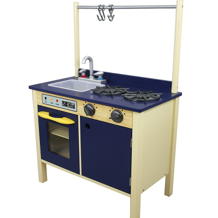 Detská drevená kuchynka pre chlapcov