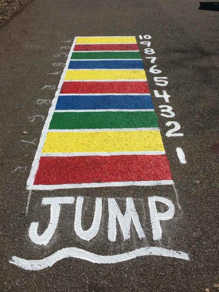 Olympijské hry pre deti dvojnohý skok