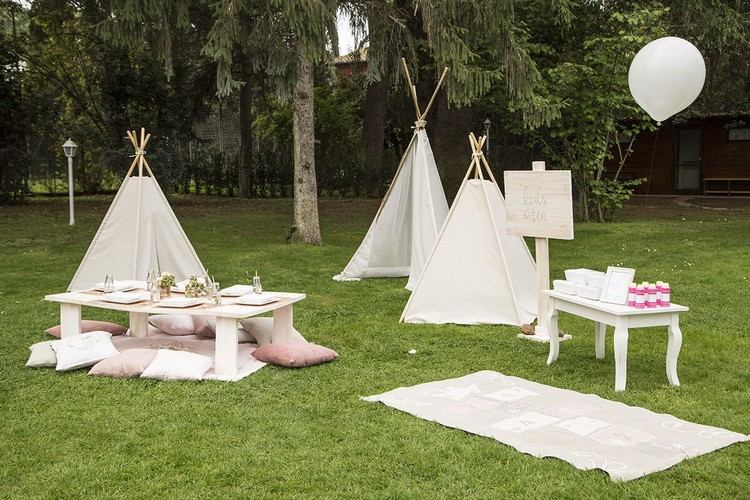 vonkajšie svadobné aktivity pre deti hranie stanov detský stôl
