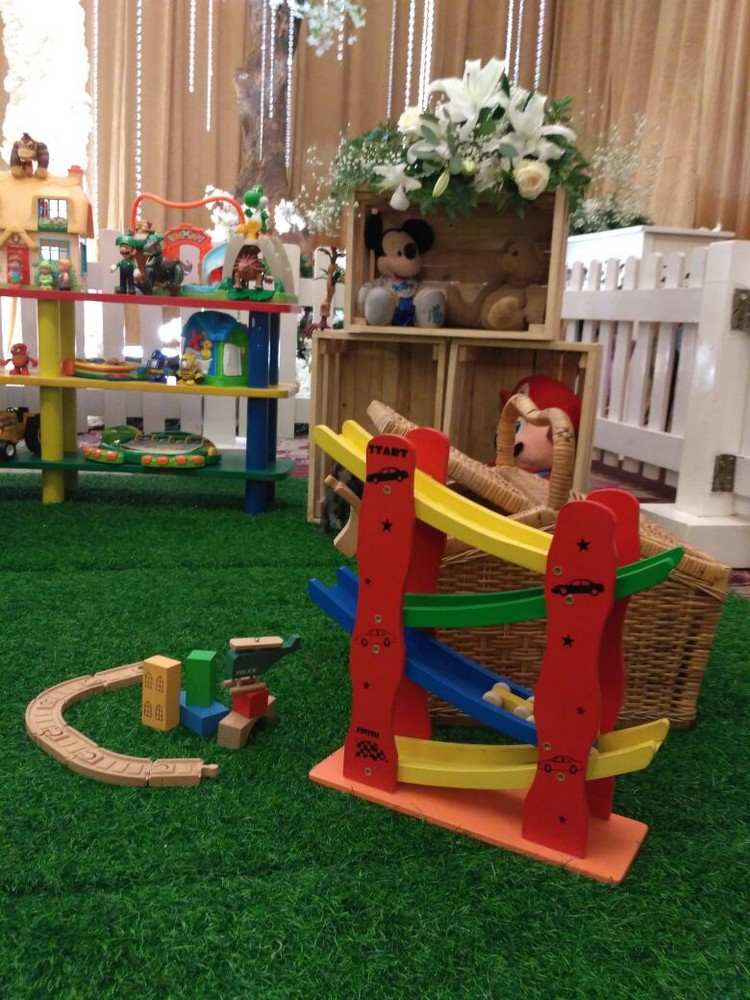 nápady a tipy detský stôl svadobná hra kuchynské hračky