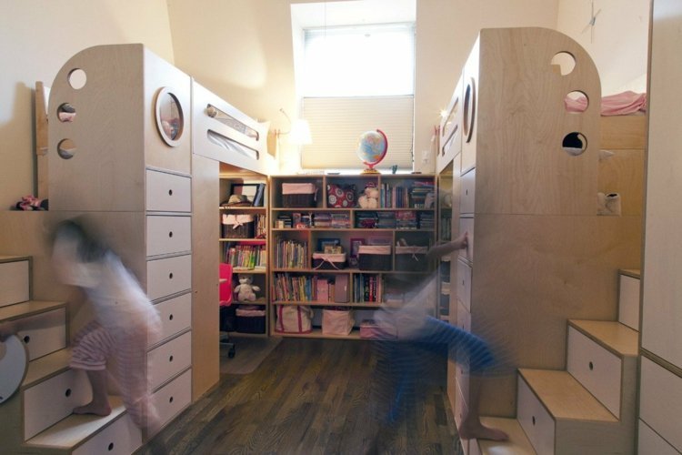 Detská izba-pre-dvoch-zariadenie-poschodové postele-schody-zásuvky-nástenné-policové-pracoviská