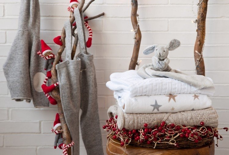 milí trpaslíci s nohami a rukami z drôtu detská izba-dizajn-bytové doplnky-deco-zimné-biele-hnilé-doplnky