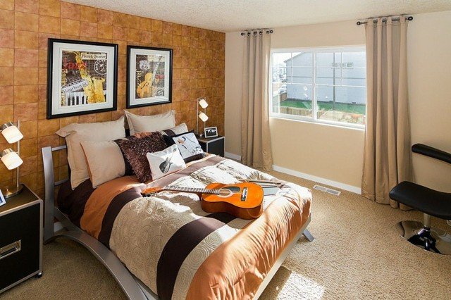 Nástenná dekorácia vzor stropných pruhov gitary