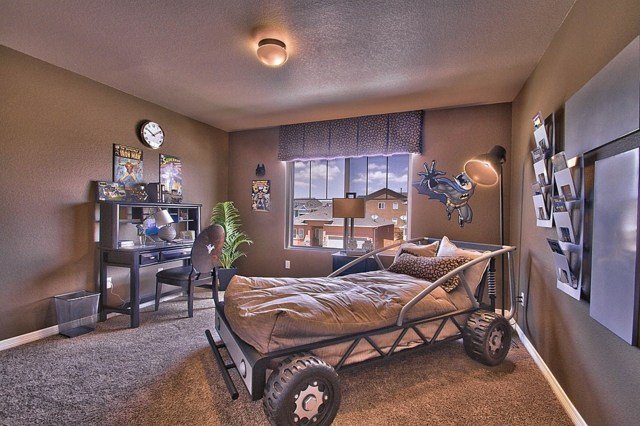 Rám postele chladný nápad béžovo hnedá farba