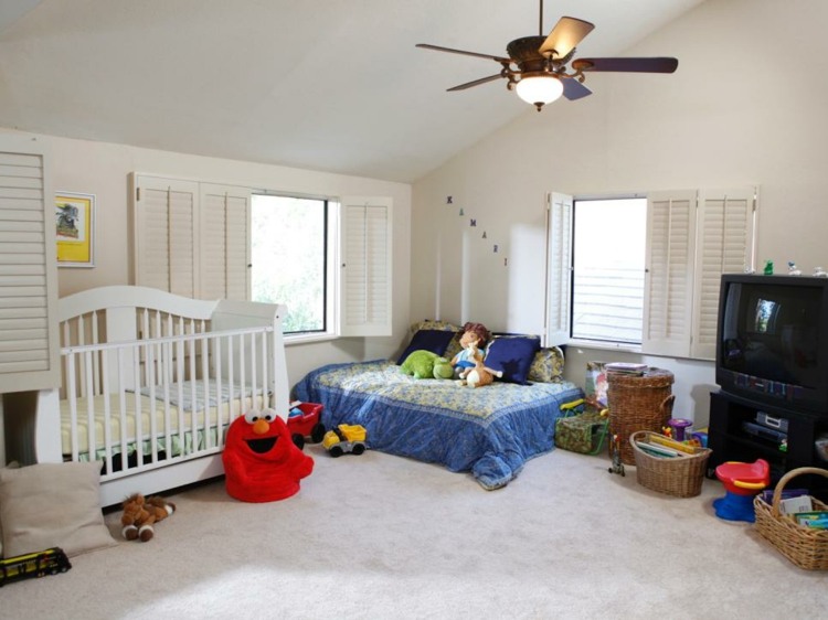 predtým zrekonštruovaná detská izba súrodenci detská postieľka