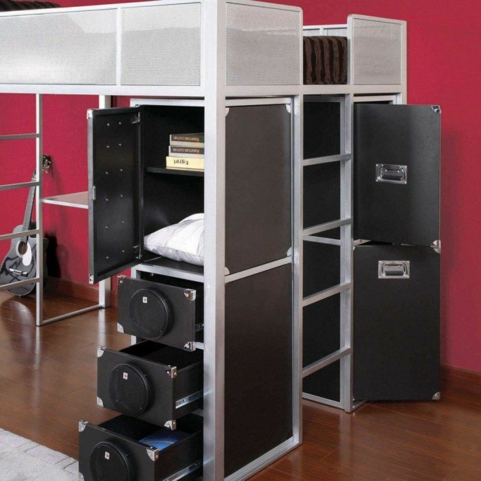 polička mládežnícka izba hlavná hudba tematické police