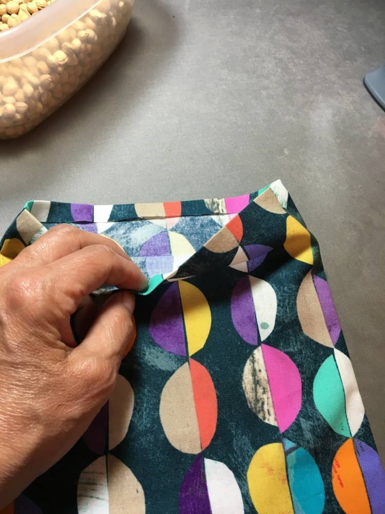 Vankúše z čerešňového kameňa