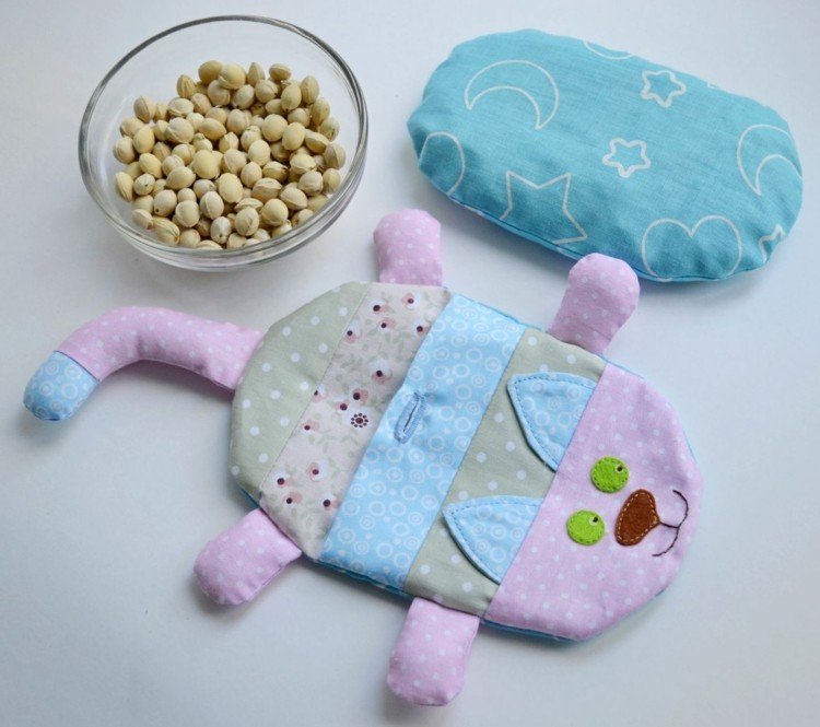 čerešňový kameň-vankúš-vyrobte-deti-zvieratká-tkanina-plniaca-misa-sklo-čerešňový-kameň-otepľovanie-plynatosť