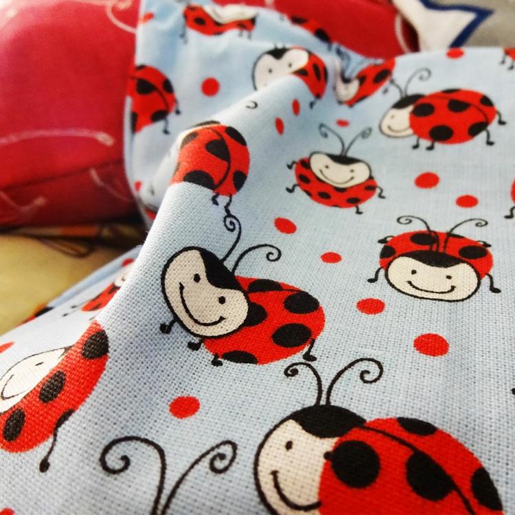 Vankúše z čerešňového kameňa