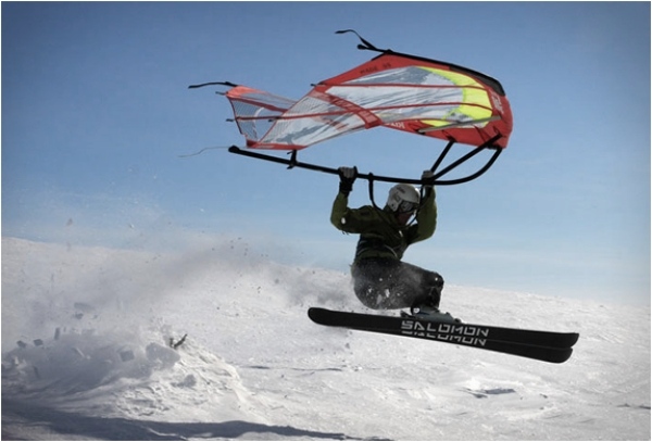 kitewing-lietanie-surfovanie-voda-sneh-všade