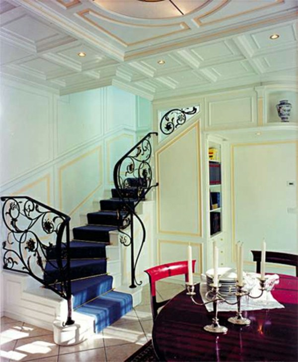 zaujímavý-elegantný-klasický-schodiskový dizajn