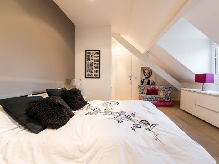 Kvetinový záves vo farbe bobuľovitých bobúľ