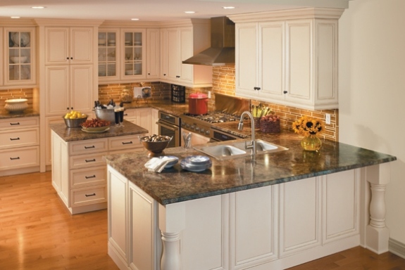 Dizajnová kuchynská doska z mramorovej laminátovej podlahy