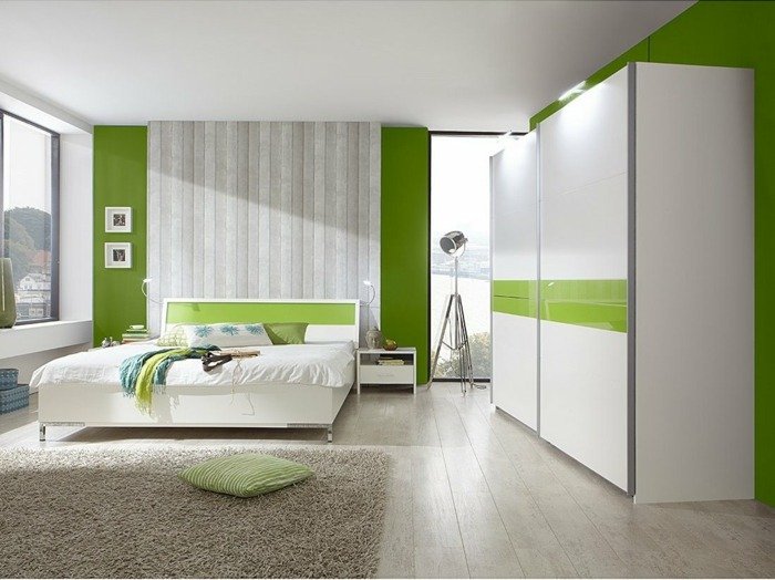 so skleneným ofsetom v zelenej skrini s posuvnými dverami twenga-šatník-alpská-biela-so skleneným ofsetom