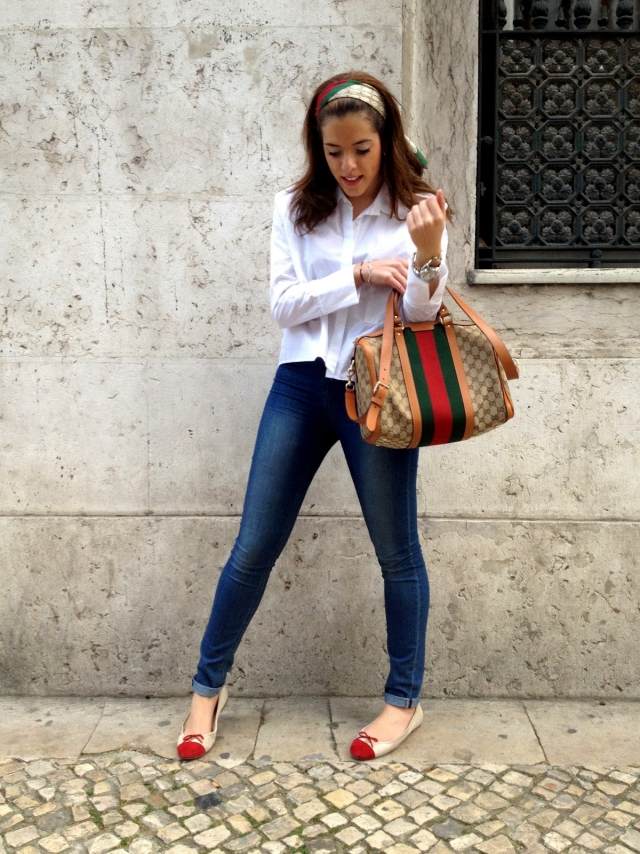 denim-oblečenie-na-ulici-žena