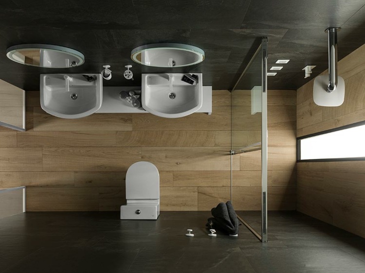 malé-kúpeľne-úzka-izba-mokrá-bunka-drez-moderné