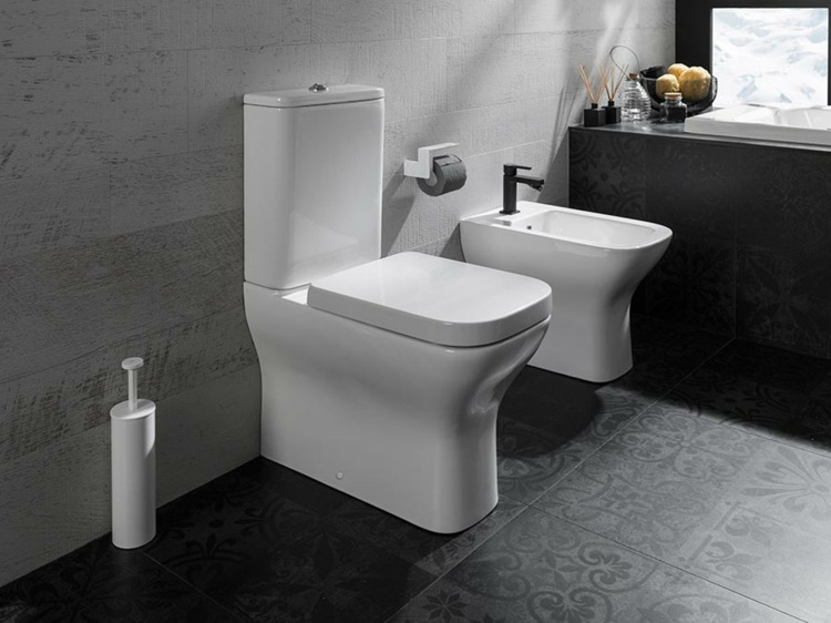 malé-kúpeľne-WC-minimalistický-vzor-dlaždice