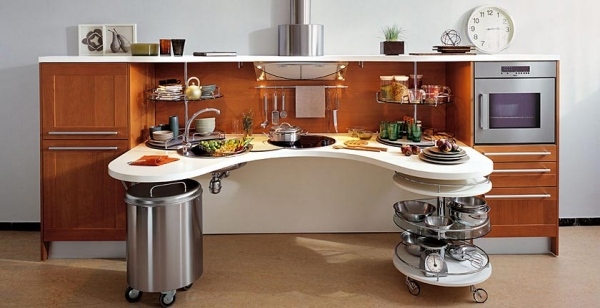 Drevená malá kuchynka Snaidero