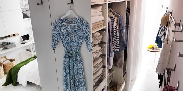 Šatník Ikea-praktický nábytok malý byt