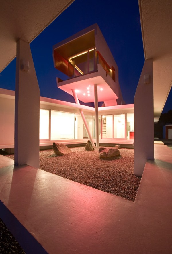 moderný dvor a terasa