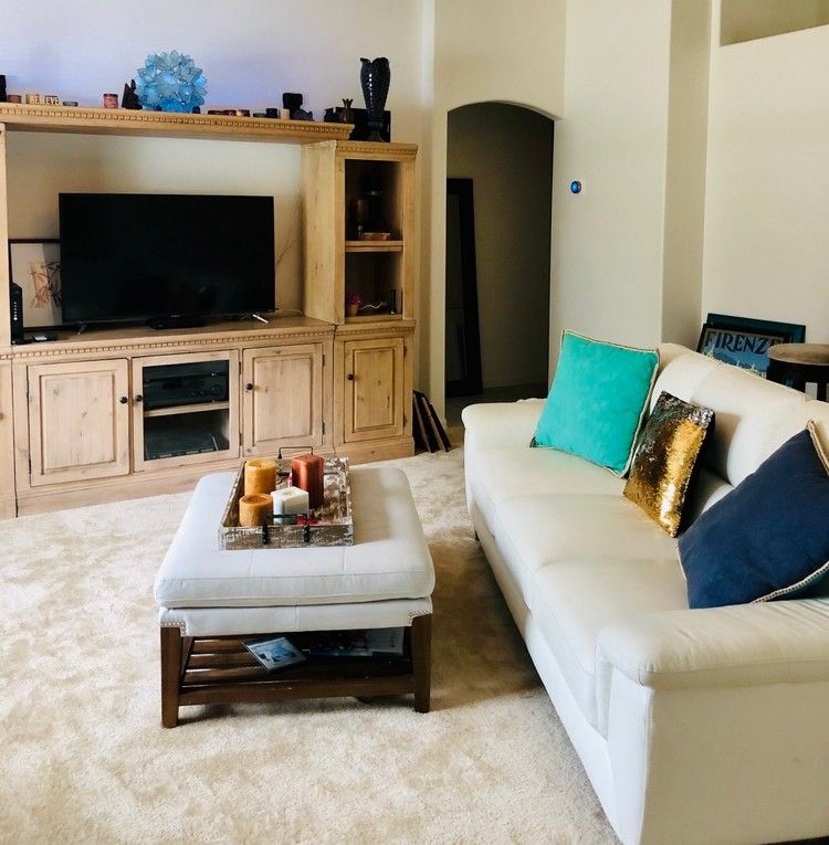 Multifunkčný nábytok do obývačky osmanský ako konferenčný stolík