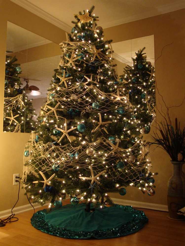 Umelá dekorácia jedle s morskou témou a hviezdicovým rybím drôtom