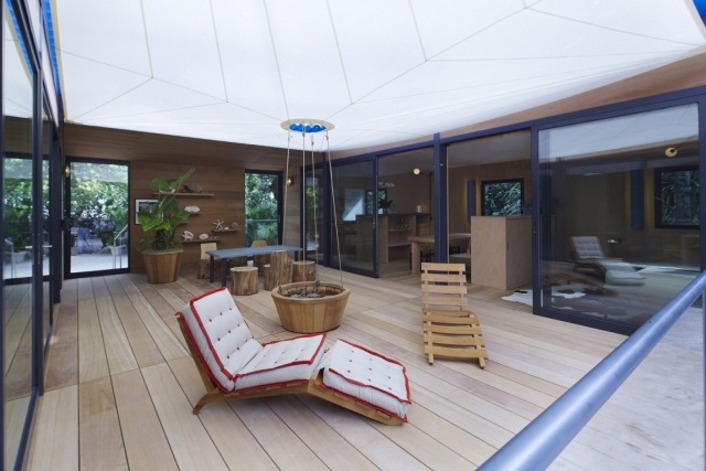 Lehátka na záhradný nábytok Charlotte Perriand-Louis Vuitton-eko