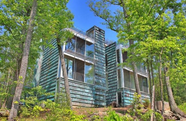 Pasívny dom v lese-rezidencia Bruneel-energeticky úsporné zariadenie vo svahu