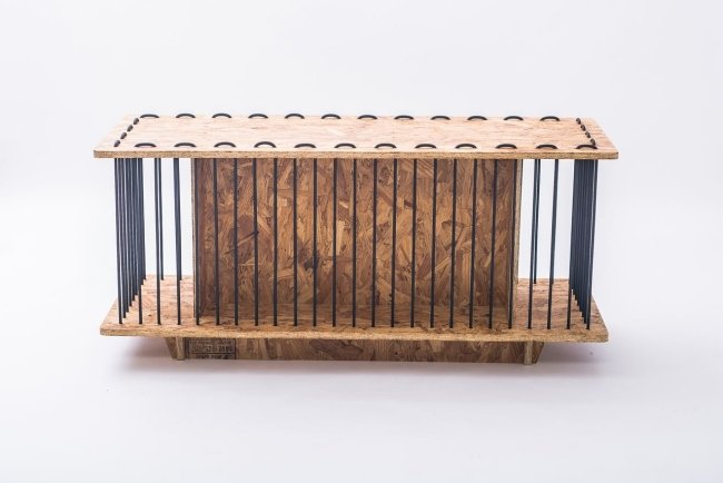 Moderná stolná konzola Notwaste-Öko nábytok OSB PLAtten Jorge Diego-Etienne