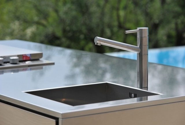 nerezový kuchynský ostrovček faucet artusi arclinea