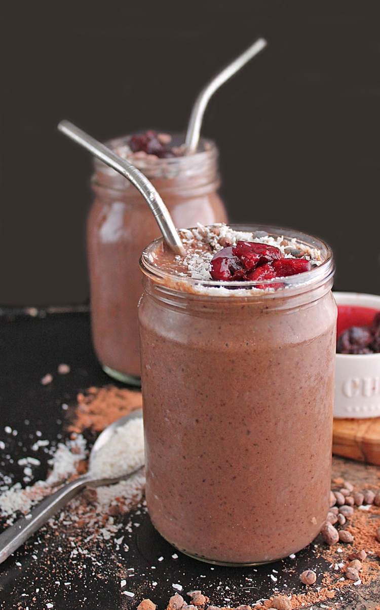 raw-potraviny-kokosová múka-recepty-rastlinné-mlieko