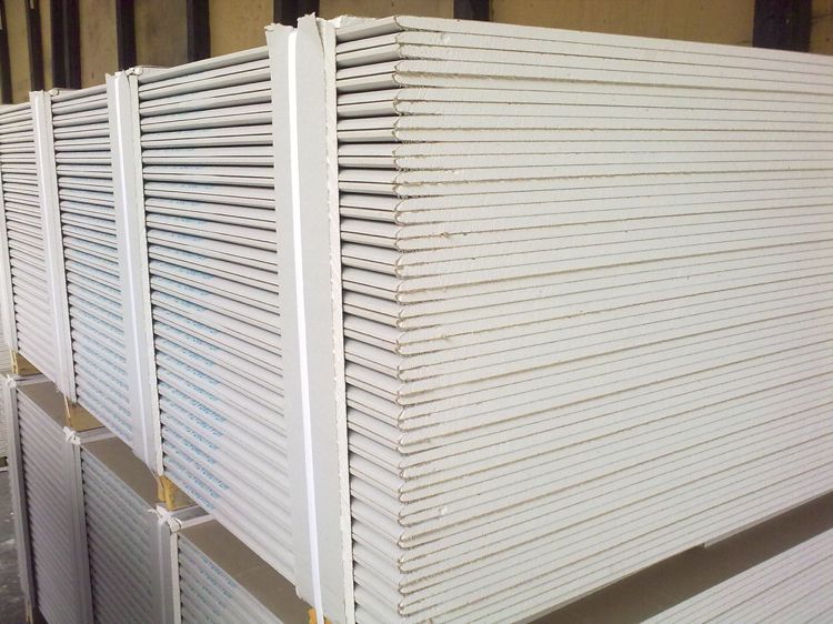 ekologicky nezávadné-stavebné materiály-interiér-sadrokartónové-panely