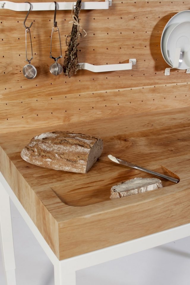 malá kuchyňa moderný dizajn jelša drevo riad viditeľný dirk biotto