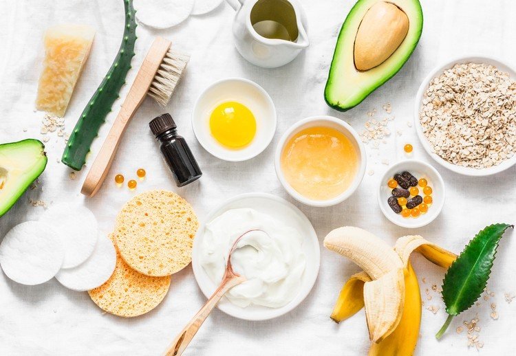 Maska na vlasy pre starostlivosť o suchú pokožku hlavy