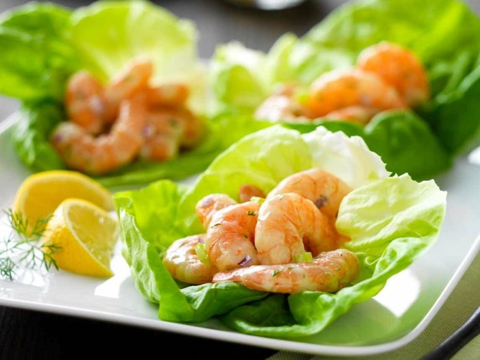 výživa šalát krevety citrón zdravý tanier