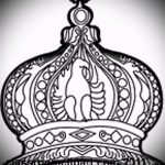 Dekorativna zlatna kruna